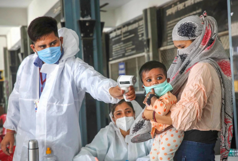 महाराष्ट्र में मिले 43211 नए कोरोना संक्रमित, 19 की मौत