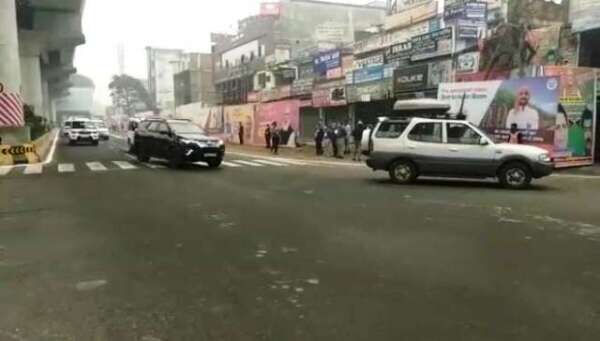 प्रधानमंत्री ने पहली बार कानपुर में 22 किमी का सड़क मार्ग से किया सफर