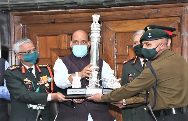 जाट रेजिमेंट और दिल्ली पुलिस को मिला सर्वश्रेष्ठ मार्चिंग दस्ते का पुरस्कार