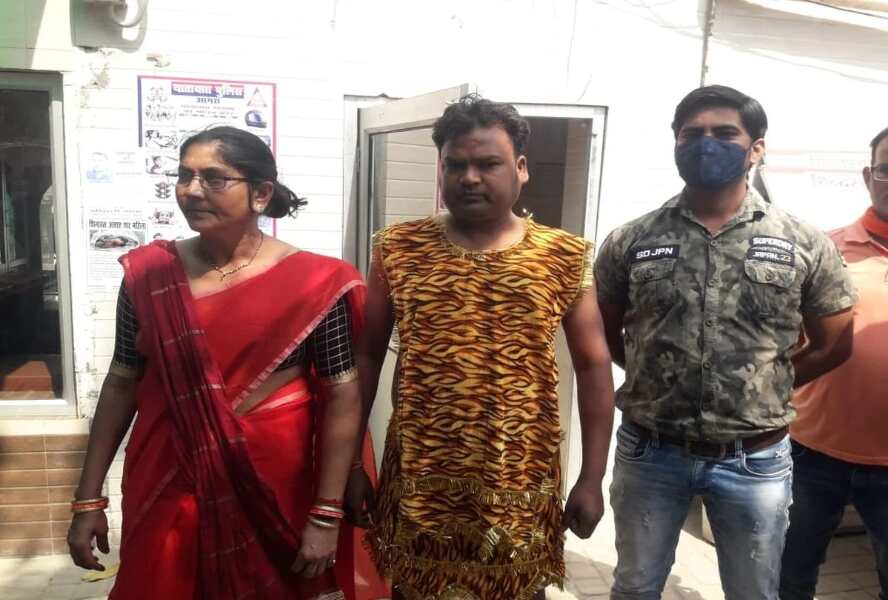 महाशिवरात्रि पर ताजमहल में हिंदूवादी संगठन ने की पूजा, तीन गिरफ्तार