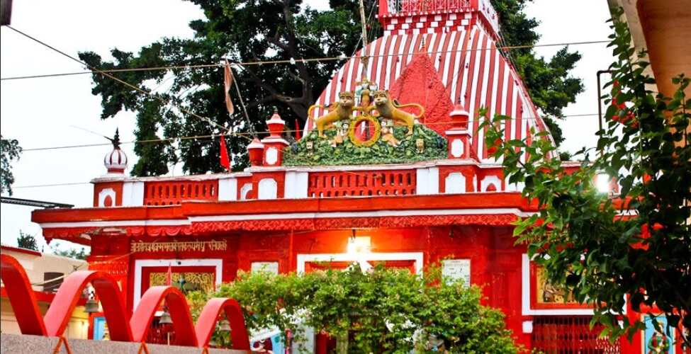 लखनऊ : आतंकियों को न छोड़ने पर हनुमान मन्दिर को बम से उड़ाने की धमकी