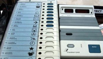 क्यों शत प्रतिशत इलेक्ट्रॉनिक वोटिंग प्रणाली अपना रहा है भारत