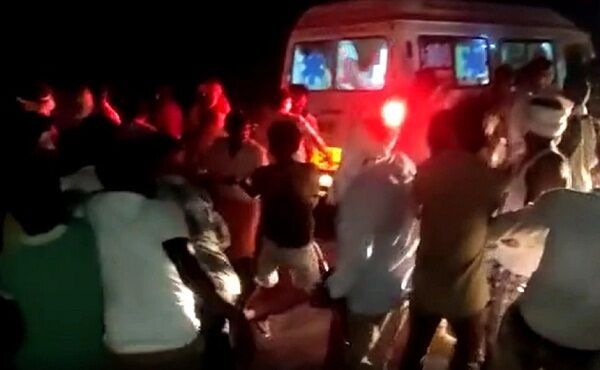 कानपुर में भीषण सड़क हादसा, ट्रैक्टर-ट्रॉली पलटने से 25 श्रद्धालुओं की मौत