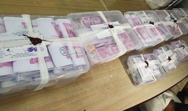 देशभर में बीकानेर से चलाए जा रहे थे नकली नोट, 2.70 करोड़ के नोटों के साथ छह गिरफ्तार