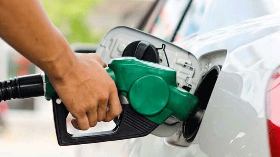 पेट्रोल-डीजल की कीमतों में लगातार 11वें दिन बढ़ोतरी