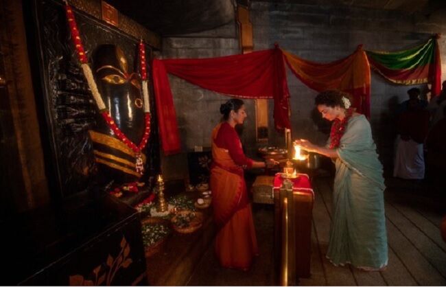 कंगना रनौत ने फैंस को दी नवरात्रि की शुभकामनाएं, तस्वीर शेयर कर लिखा खास संदेश