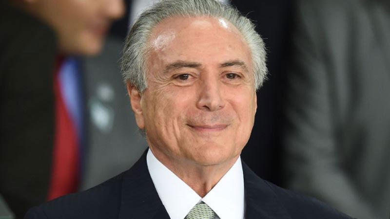 अपयश करने वाले कारोबारी को अदालत में घसीटेंगे ब्राजील के राष्ट्रपति