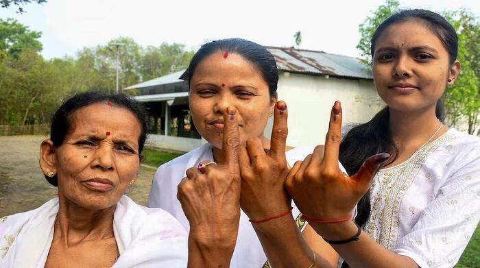 पश्चिम बंगाल में सुबह नौ बजे तक सबसे अधिक 15.09 प्रतिशत वोटिंग
