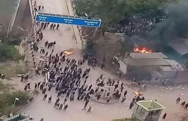 पीओके में इमरान सरकार के खिलाफ विरोध-प्रदर्शन तेज, सड़कों पर उतरे लोग