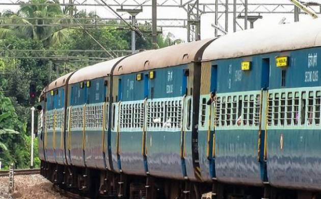 दिल्ली - शामली के बीच एक नईं दैनिक सेवा रेलगाड़ी का शुभारम्भ