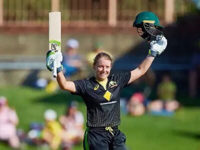 एलिसा हीली ऑस्ट्रेलिया के लिए 200 मैच खेलने वाली तीसरी महिला क्रिकेटर बनी
